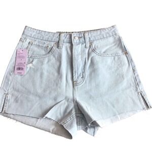 Woman's Wild‎ Fable Light Wash Super High Rise Cutoff Shorts 4